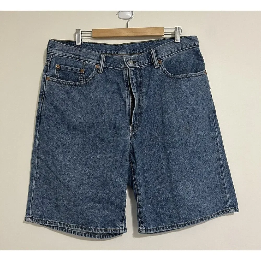 Levis 550 Medium Wash Blue Denim Shorts Relaxed Men's Size 38